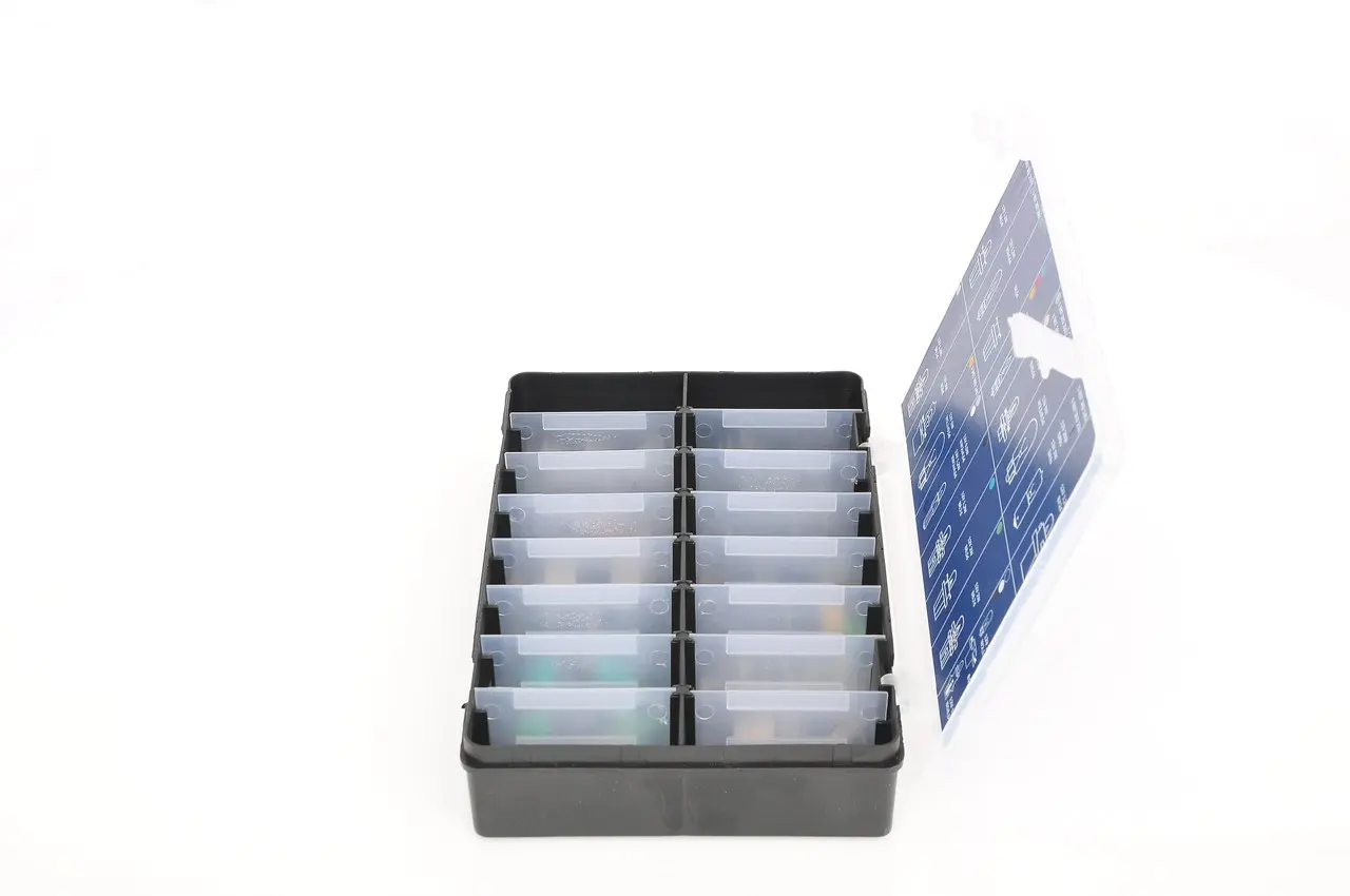 *AUTOMOTIVE BULB KIT