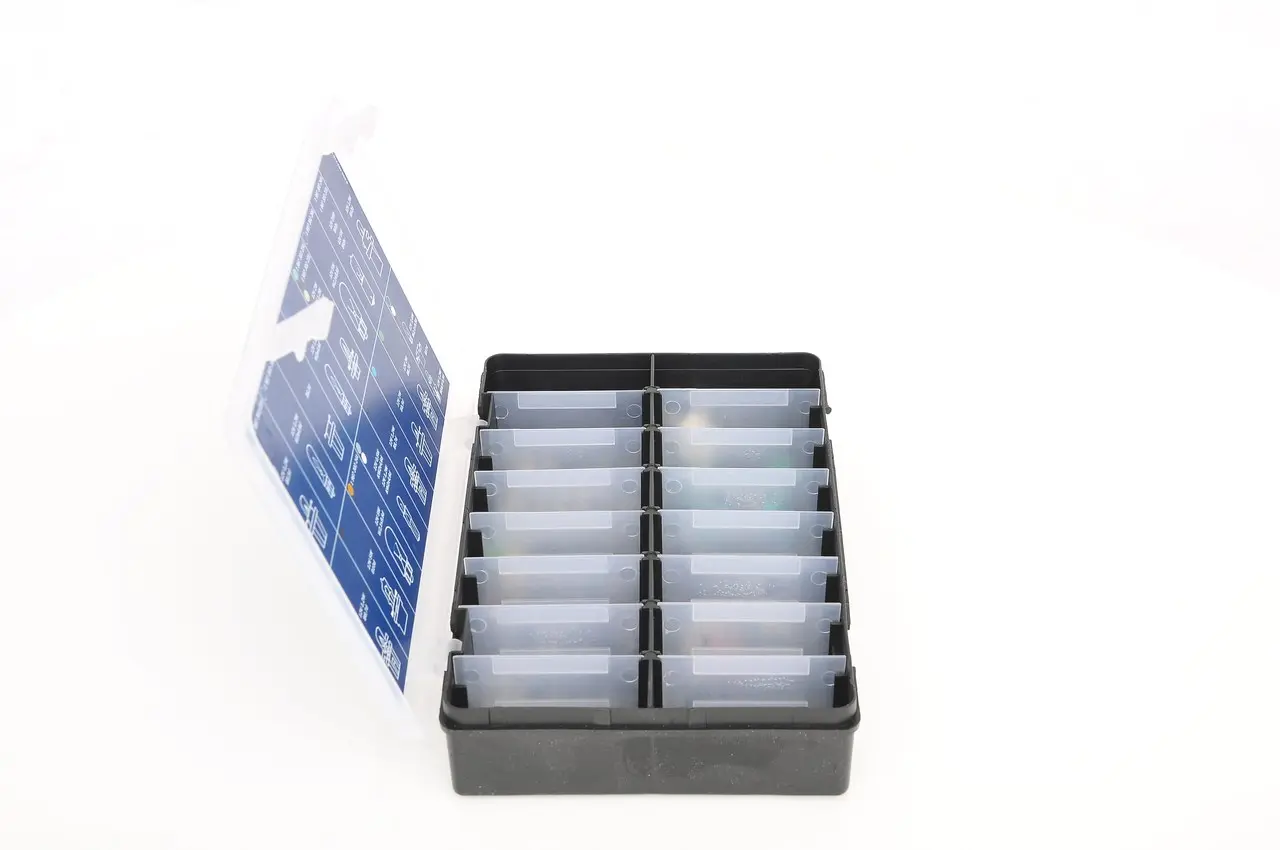 *AUTOMOTIVE BULB KIT