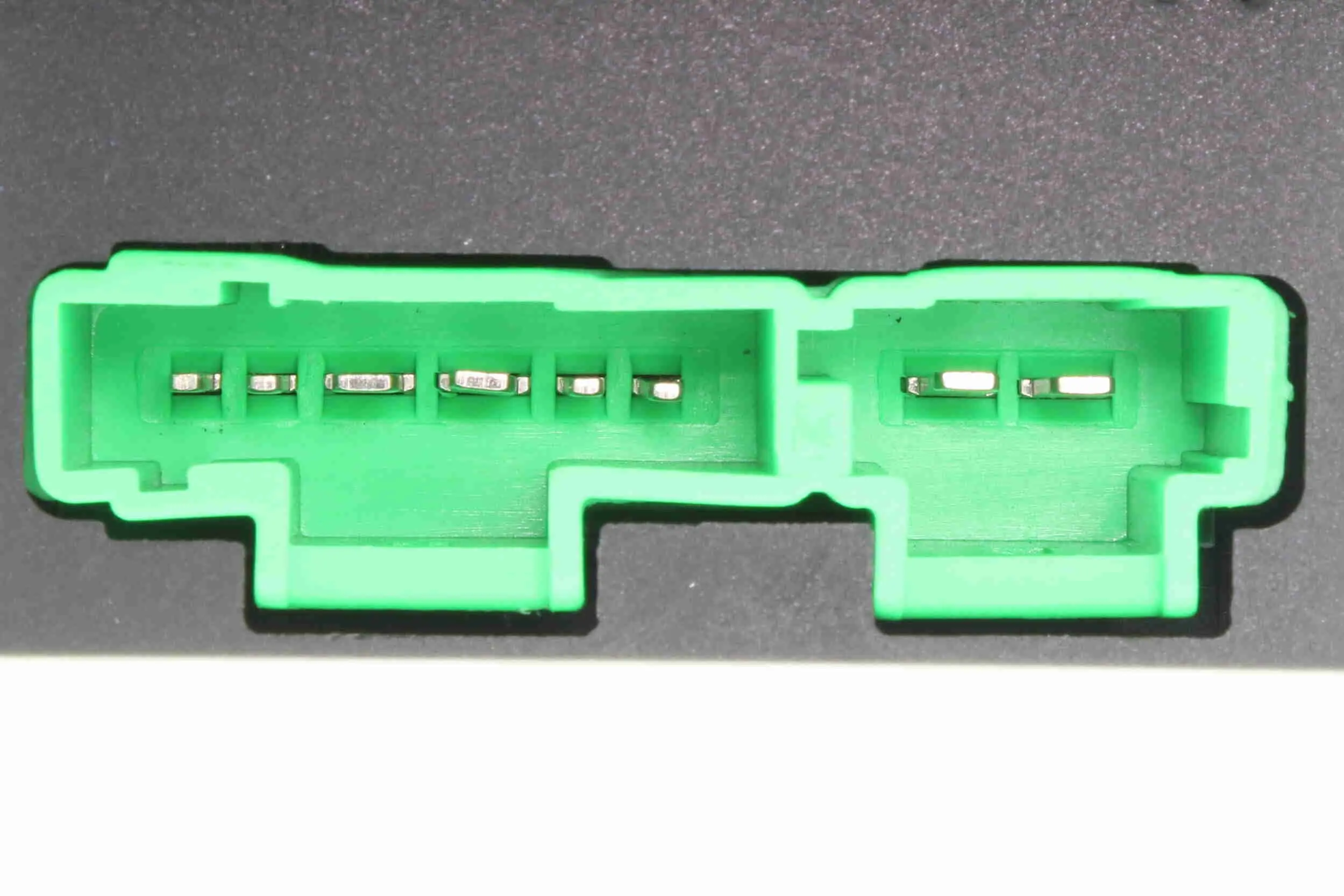 REGULADOR, VENTILADOR HABITÁCULO